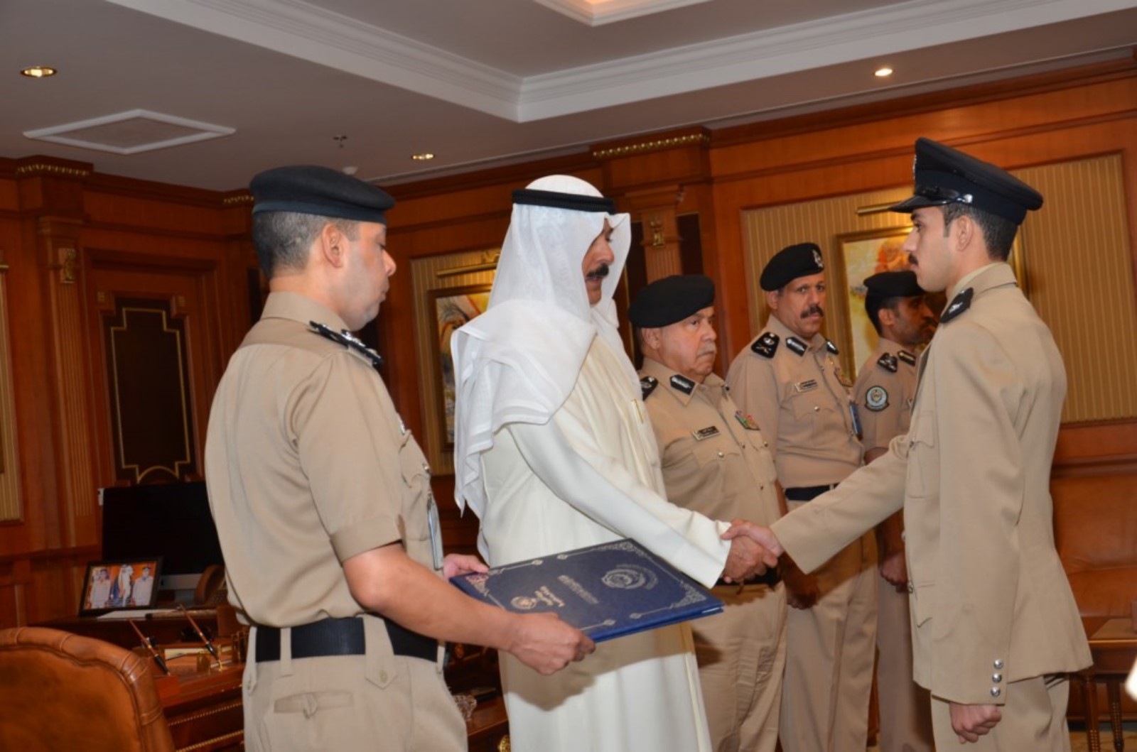 https://www.moi.gov.kw/SMD/News/2016/9/News_6990_2_YAS_7671%20[1600x1200].JPG